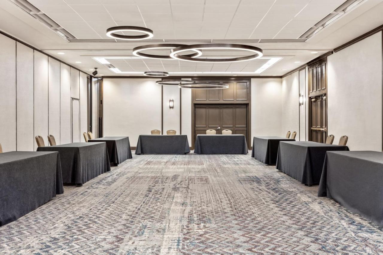 Delta Hotels By Marriott Burlington Exterior foto