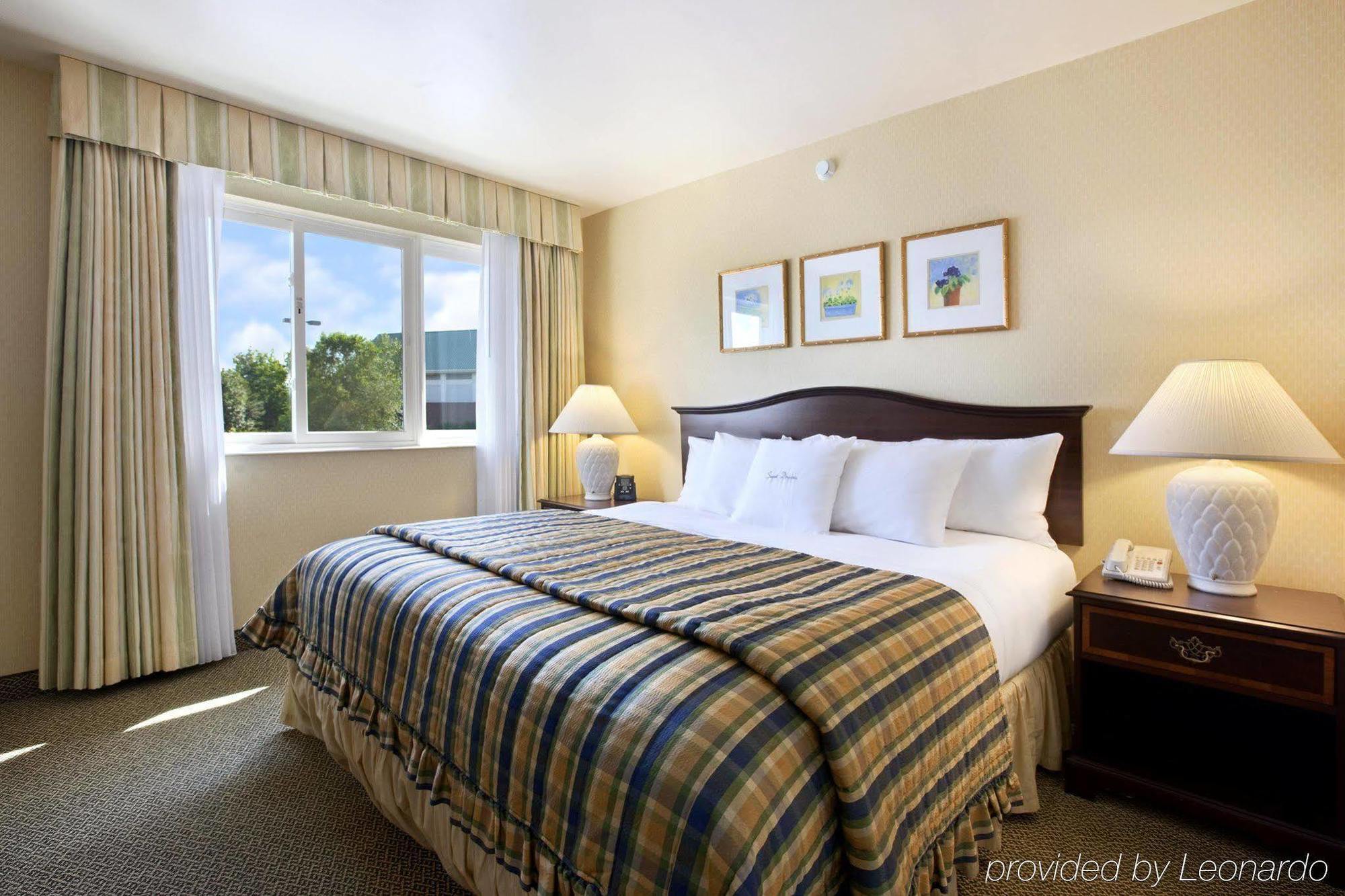 Delta Hotels By Marriott Burlington Exterior foto